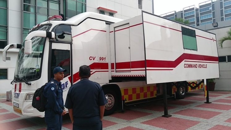 參觀新加坡民防總部-中央指揮車